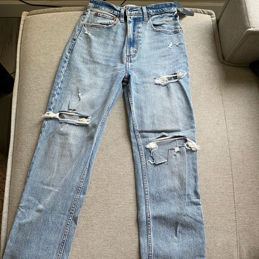 Never worn, tags still on!